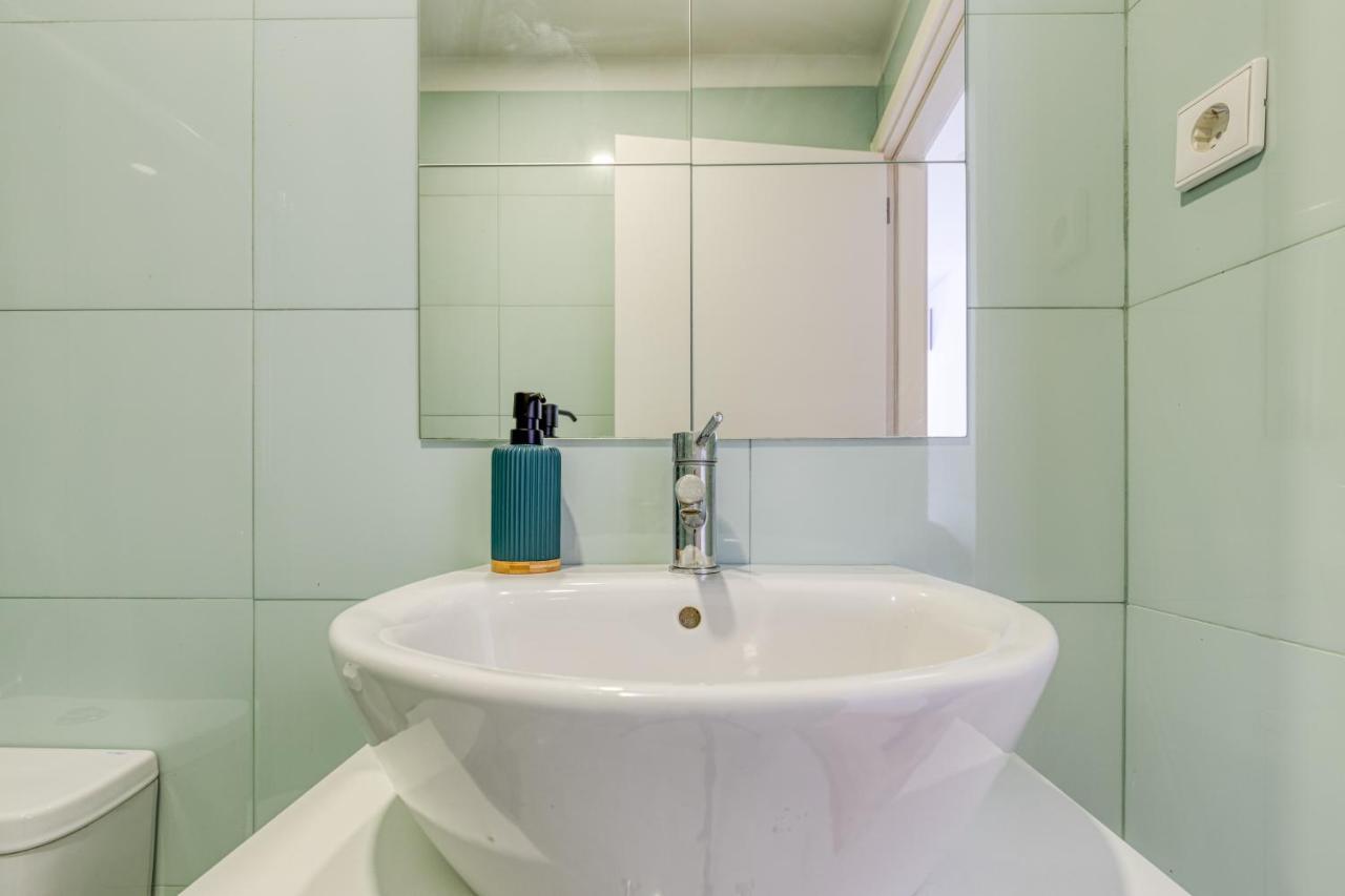 Oporto Guest Heroismo Flat Exterior photo